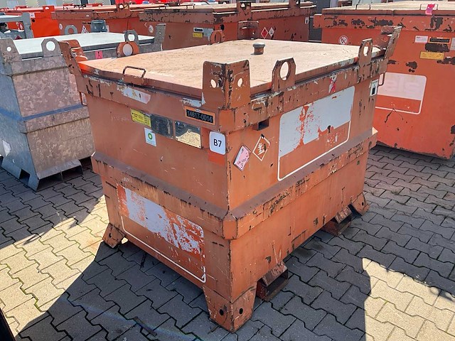 Tolsma ibc container brandstof opslagtank - afbeelding 2 van  9