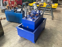 Tolsma tank 200 overige werkplaatsinventaris - afbeelding 1 van  5