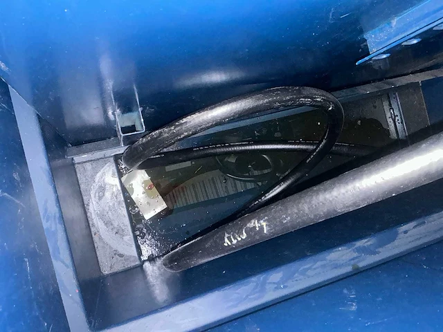 Tolsma tankbouw 995 liter kiwa brandstoftank met pomp en afgiftepistool - afbeelding 5 van  18