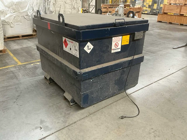Tolsma tankbouw 995 liter kiwa brandstoftank met pomp en afgiftepistool - afbeelding 12 van  18