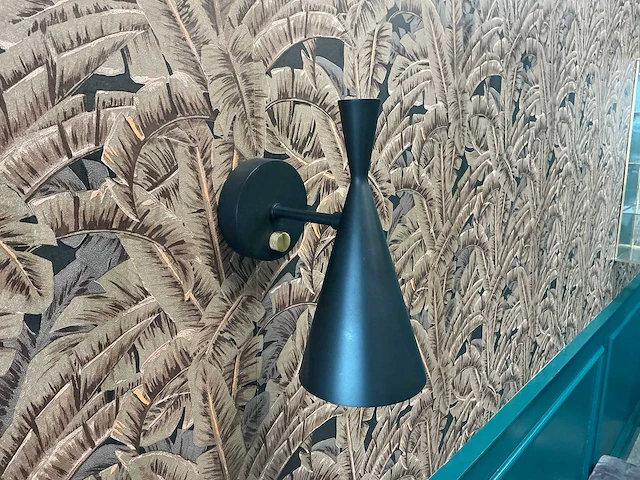 Tom dixon - beat - wandlamp - afbeelding 2 van  2