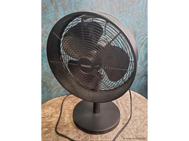 Tomado tafelventilator tft3006b - afbeelding 1 van  3