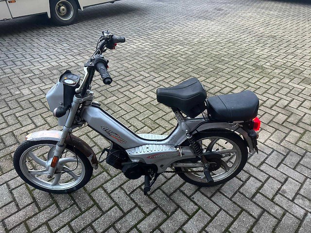 Tomos snorfietsen & snorscooters - afbeelding 2 van  5