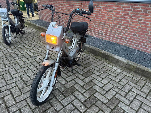 Tomos snorfietsen & snorscooters - afbeelding 4 van  6