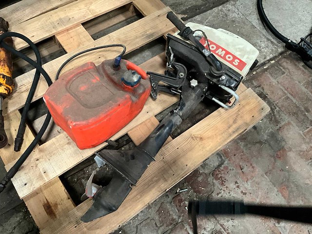 Tomos t4 buitenboordmotor - afbeelding 1 van  6