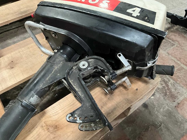 Tomos t4 buitenboordmotor - afbeelding 5 van  6