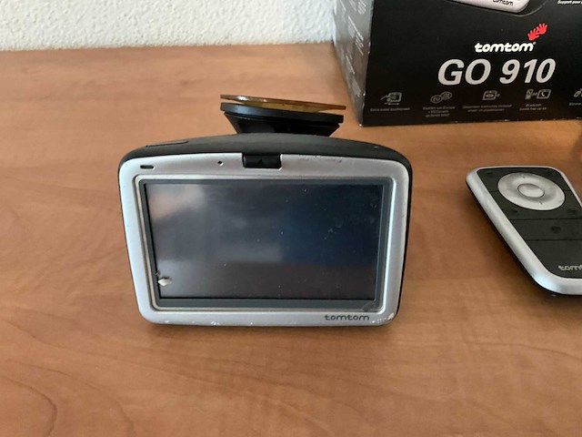Tomtom go 910 auto navigatie systeem - afbeelding 2 van  5