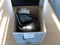 Tomtom's en accessoires in doos. - afbeelding 1 van  2