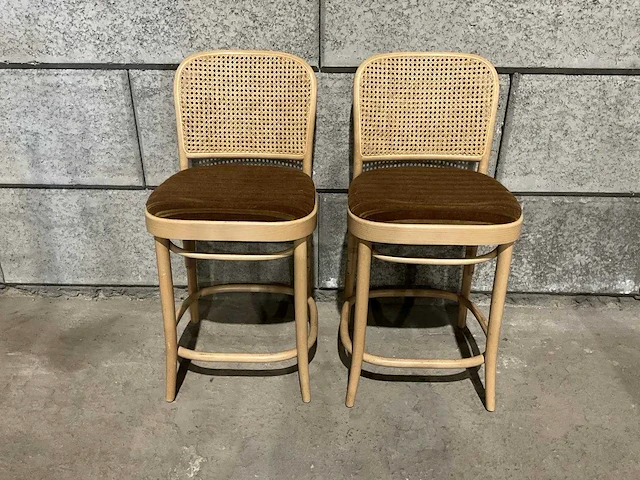 Ton - middelhoge kruk met rugleuning (6x) - afbeelding 1 van  8