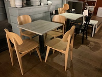 Ton restaurantstoelen en -tafel - afbeelding 1 van  6
