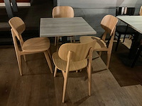 Ton restaurantstoelen en -tafel - afbeelding 3 van  6