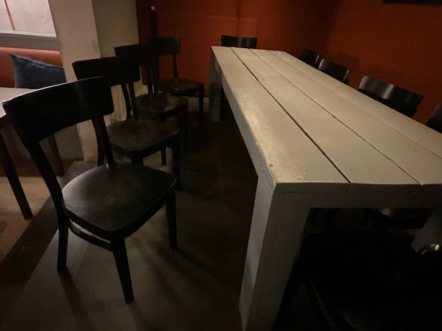 Ton restauranttafel en -stoelen - afbeelding 2 van  18