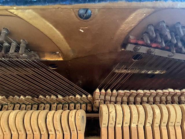 Toneel piano - afbeelding 10 van  11