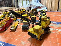 Tonka miniatuur machinepark - 16 delig - afbeelding 7 van  11
