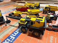 Tonka miniatuur machinepark - 16 delig - afbeelding 8 van  11