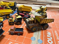 Tonka miniatuur machinepark - 16 delig - afbeelding 9 van  11