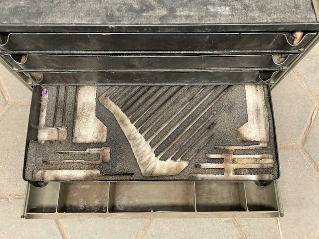 Tool box inc. gereedschapskoffer - afbeelding 1 van  9