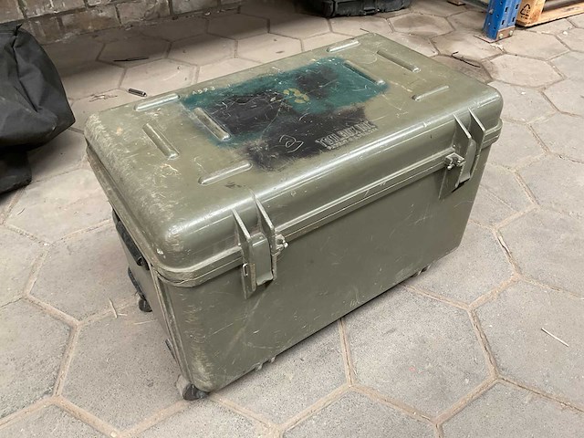 Tool box inc. gereedschapskoffer - afbeelding 1 van  9