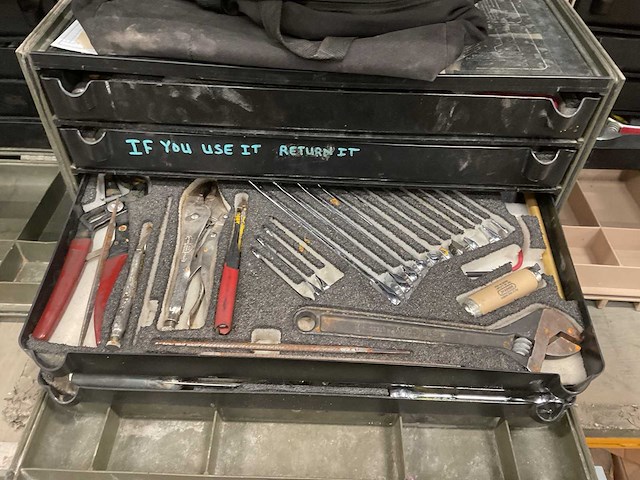 Toolbox inc. gereedschapskoffer - afbeelding 1 van  8