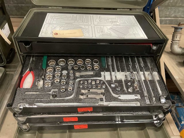 Toolbox inc. gereedschapskoffer - afbeelding 7 van  8