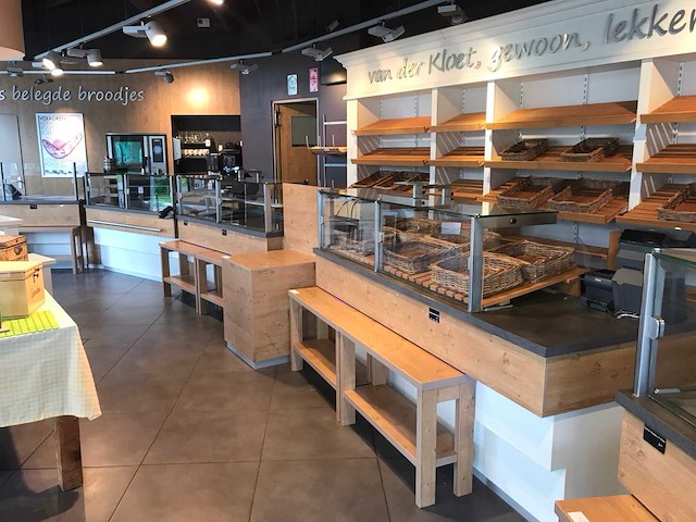 Toonbank en koelvitrine (4x) - afbeelding 1 van  16