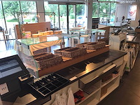 Toonbank en koelvitrine (4x) - afbeelding 16 van  16