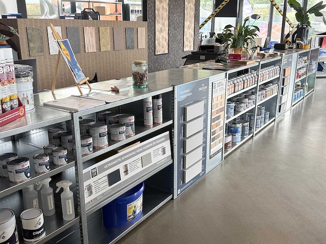 Toonbank / winkelstelling / balie (2025) - afbeelding 1 van  2