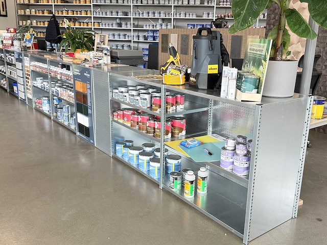 Toonbank / winkelstelling / balie (2025) - afbeelding 1 van  2