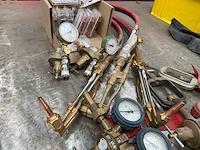 Toortsen en drukregelaars - afbeelding 4 van  6