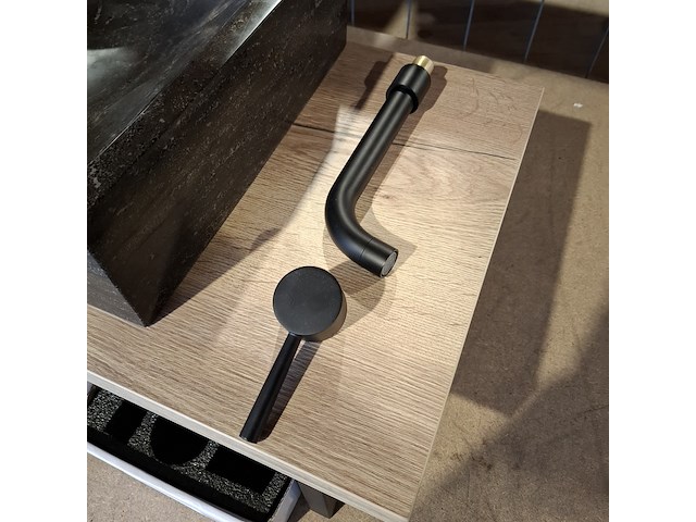 Topblad met steunen maatwerk, rustiek eiken - afbeelding 4 van  9