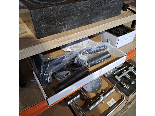 Topblad met steunen maatwerk, rustiek eiken - afbeelding 8 van  9