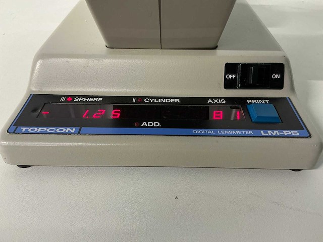Topcon - lm-p5 - digitale lensmeter - afbeelding 2 van  6