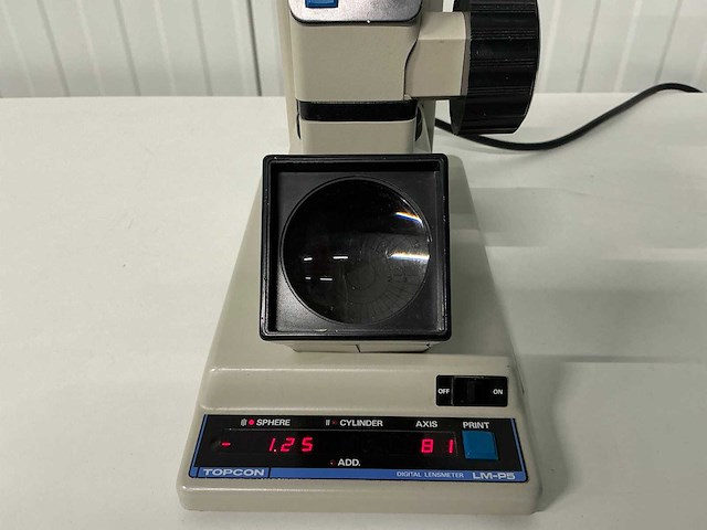 Topcon - lm-p5 - digitale lensmeter - afbeelding 3 van  6