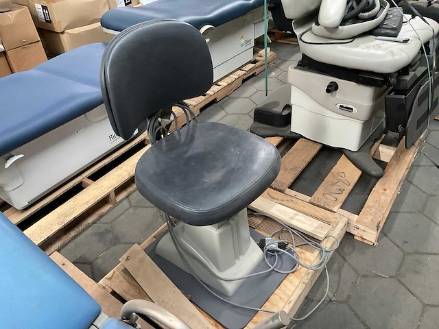 Topcon 210 behandel stoel - afbeelding 1 van  5