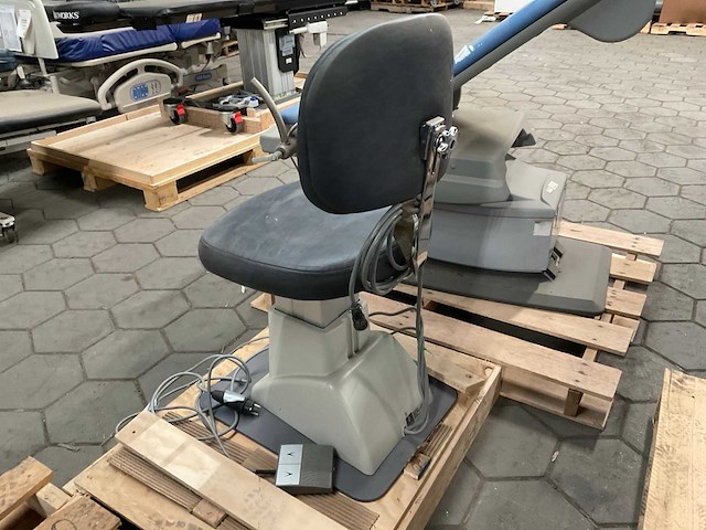 Topcon 210 behandel stoel - afbeelding 4 van  6