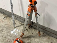 Topcon at-g2 waterpasinstrument / kijker met meetlat - afbeelding 3 van  4