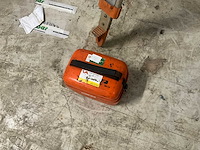 Topcon at-g2 waterpasinstrument / kijker met meetlat - afbeelding 7 van  8