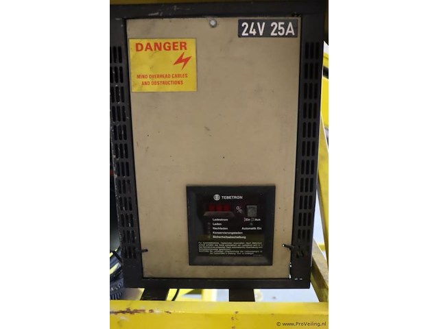 Topper aanhangbare knikarmhoogwerker model rotozoomboom 3t; type st3 - gekeurd tot 11-2026 - afbeelding 19 van  31