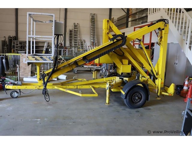 Topper aanhangbare knikarmhoogwerker model rotozoomboom 3t; type st3 - gekeurd tot 11-2026 - afbeelding 23 van  31