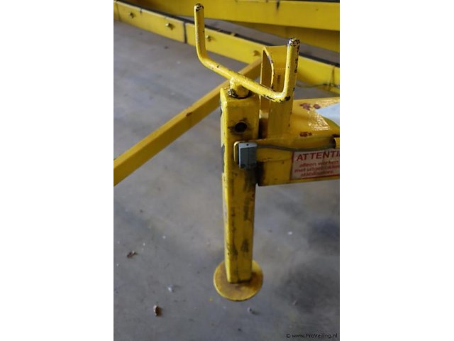 Topper aanhangbare knikarmhoogwerker model rotozoomboom 3t; type st3 - kenteken: 58-59-wf - afbeelding 2 van  31