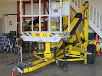 Topper aanhangbare knikarmhoogwerker model rotozoomboom 3t; type st3 - kenteken: 58-59-wf