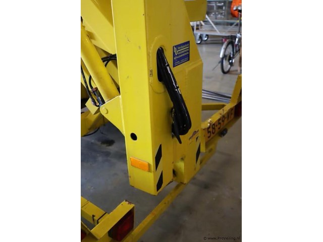 Topper aanhangbare knikarmhoogwerker model rotozoomboom 3t; type st3 - kenteken: 58-59-wf - afbeelding 30 van  31