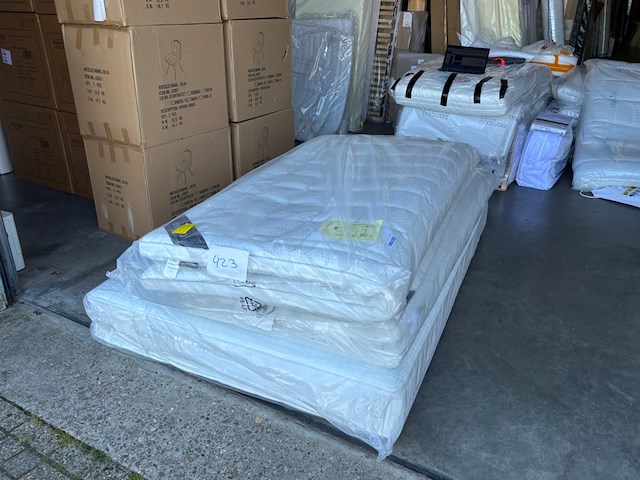 Topper hr koudschuim 180x200cm vast, caresse 730/735 - afbeelding 1 van  4