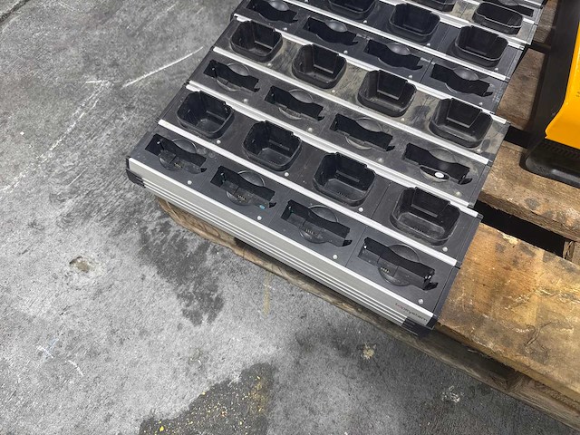 Topsystem acculader (6x) - afbeelding 2 van  4
