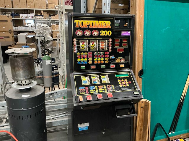 Toptimer 200 gokkast h168cm - afbeelding 1 van  7