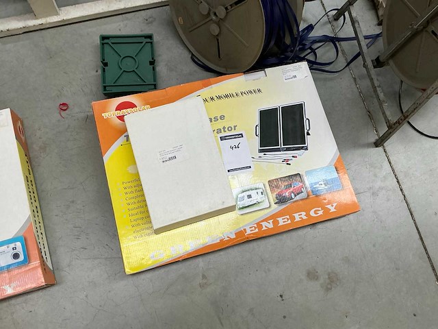 Toptraysolar opklapbaar zonnepaneel - afbeelding 1 van  4