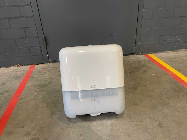 Tork dispenser hand towel - afbeelding 2 van  5