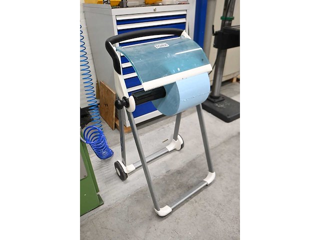 Tork essity papierrol dispenser - afbeelding 3 van  3