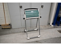 Tork essity papierrol dispenser - afbeelding 1 van  3