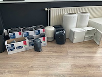Tork, euro prullenbakken en dispensers - afbeelding 1 van  3